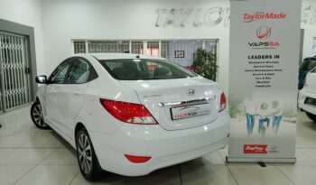 Hyundai Accent 1.6 GLS/Fluid full
