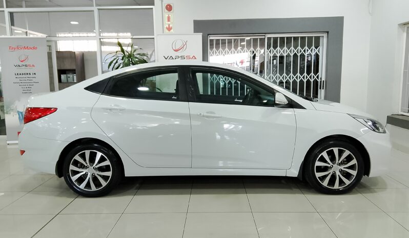 Hyundai Accent 1.6 GLS/Fluid full