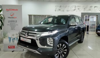 mitsubishi Pajero Sport 2.4d 4×4 Exceed A/T full