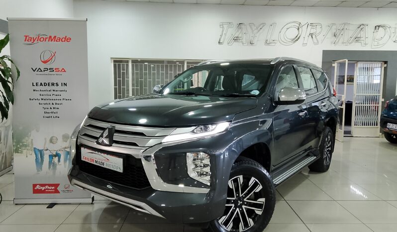 mitsubishi Pajero Sport 2.4d 4×4 Exceed A/T full