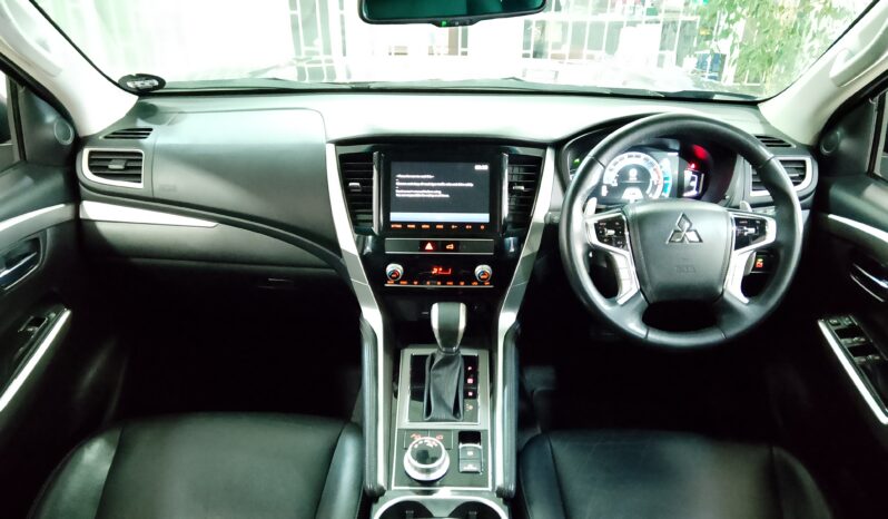 mitsubishi Pajero Sport 2.4d 4×4 Exceed A/T full