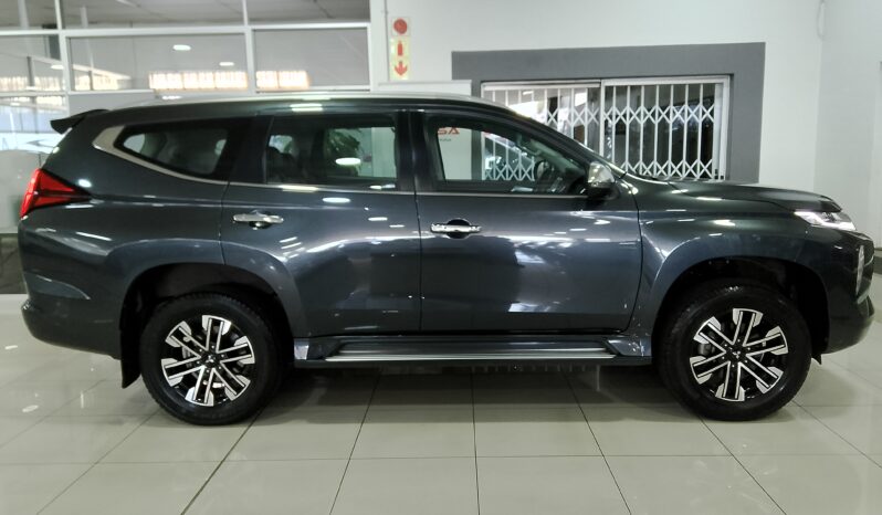 mitsubishi Pajero Sport 2.4d 4×4 Exceed A/T full