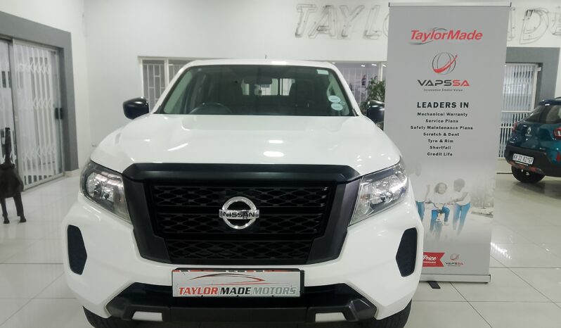 Nissan Navara  2.5DDTI SE D/C P/U full