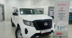 Nissan Navara  2.5DDTI SE D/C P/U