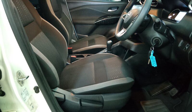 Nissan Magnite 1.0 Visia AMT full
