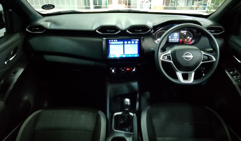 Nissan Magnite 1.0 Visia AMT full