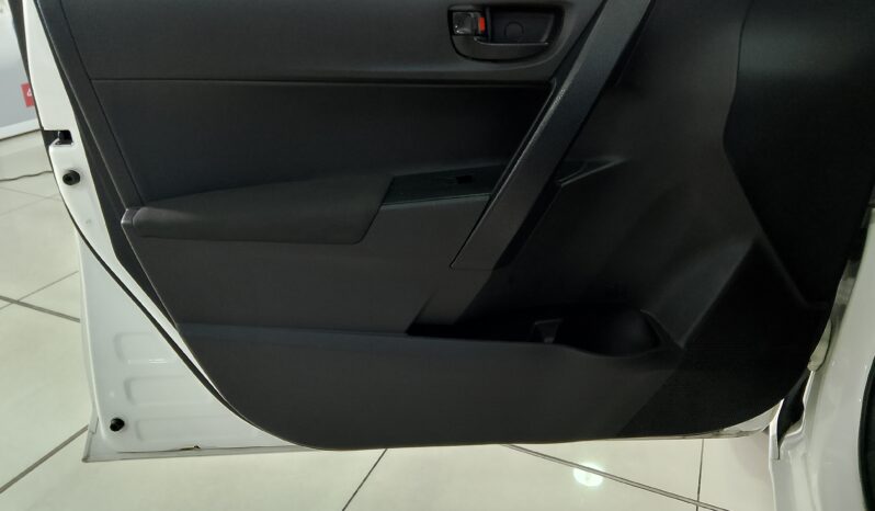 Toyota Corolla 1.8 Quest Plus Auto full