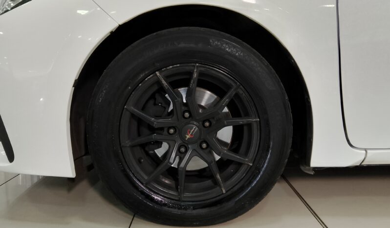 Toyota Corolla 1.8 Quest Plus Auto full