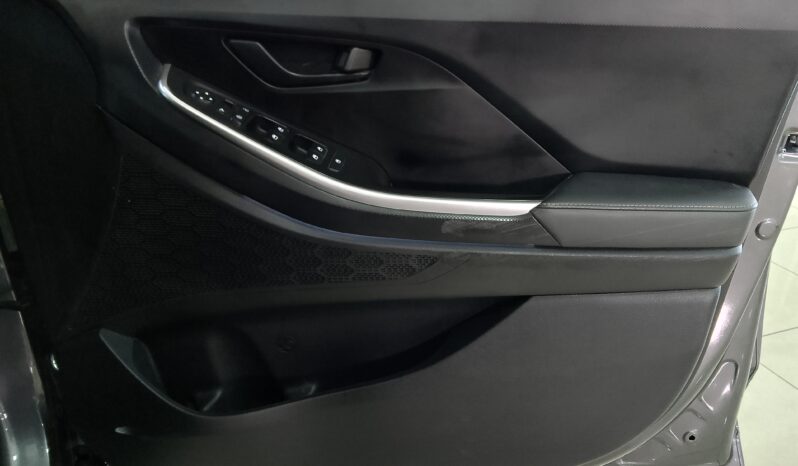 Hyundai Alcazar 2.0 Exclusive A/T full