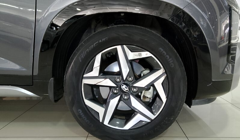 Hyundai Alcazar 2.0 Exclusive A/T full