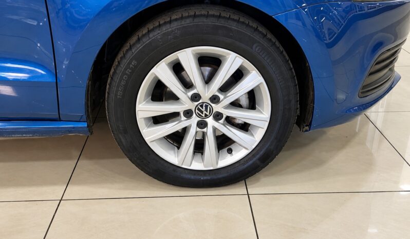 Volkswagen Polo Vivo 1.4 Trendline full