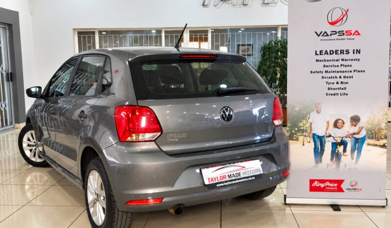 Volkswagen Polo Vivo 1.4 Trend 5DR full