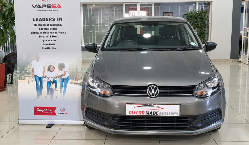Volkswagen Polo Vivo 1.4 Trend 5DR full